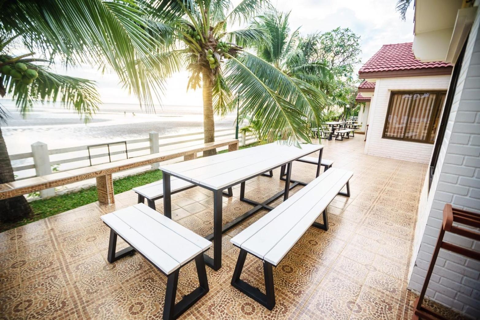 New Travel Beach Hotel & Resort Chao Lao Beach Buitenkant foto