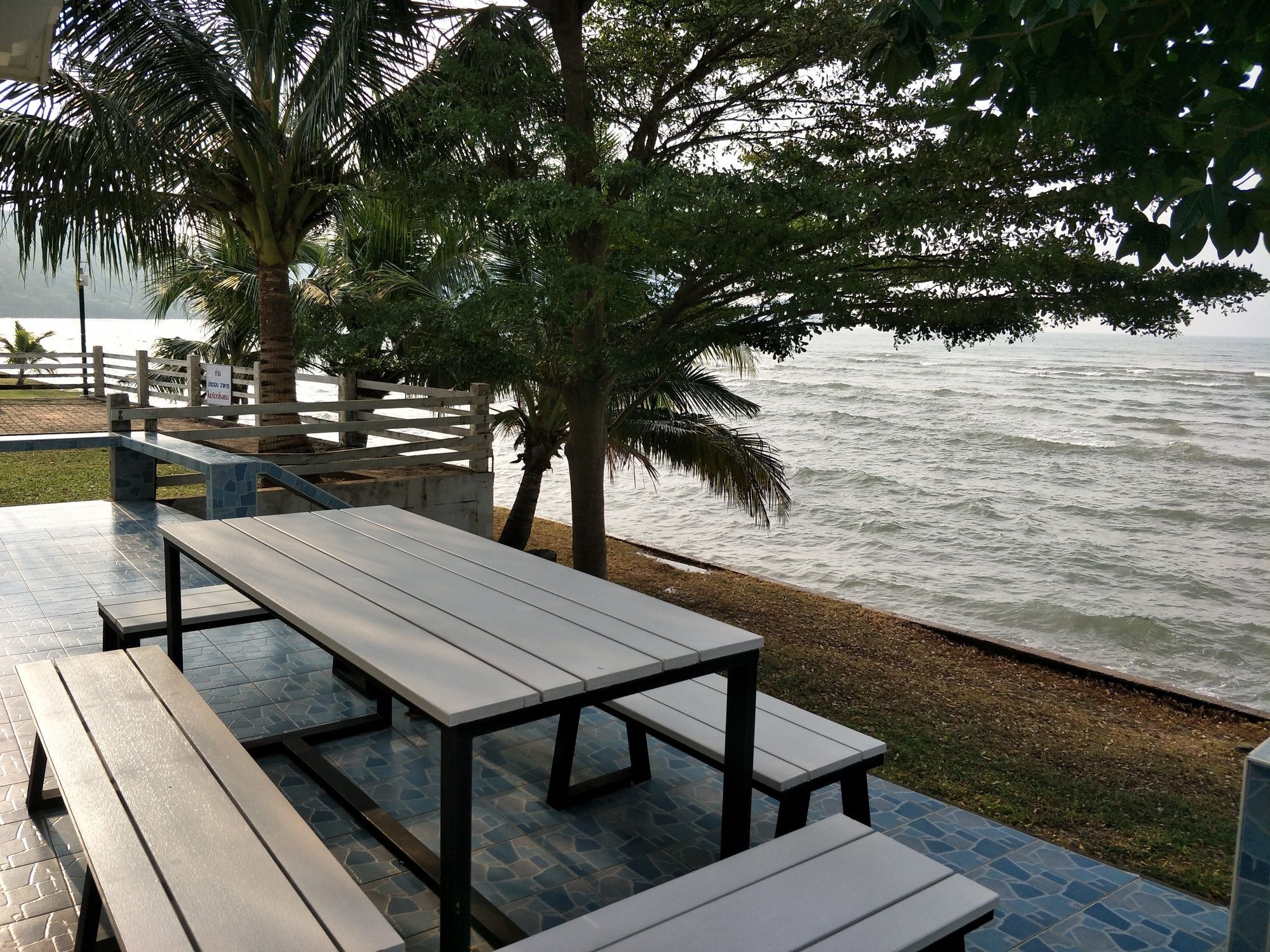 New Travel Beach Hotel & Resort Chao Lao Beach Buitenkant foto