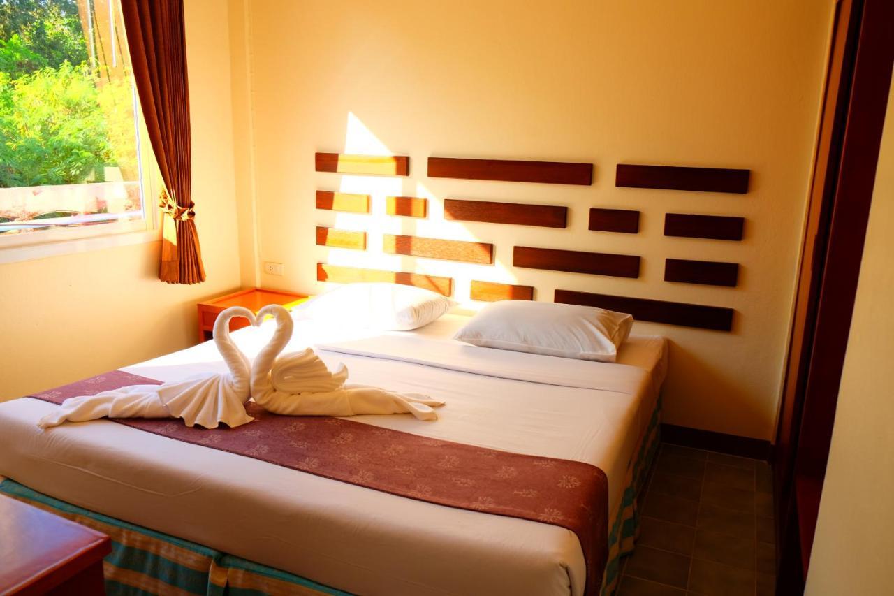 New Travel Beach Hotel & Resort Chao Lao Beach Buitenkant foto