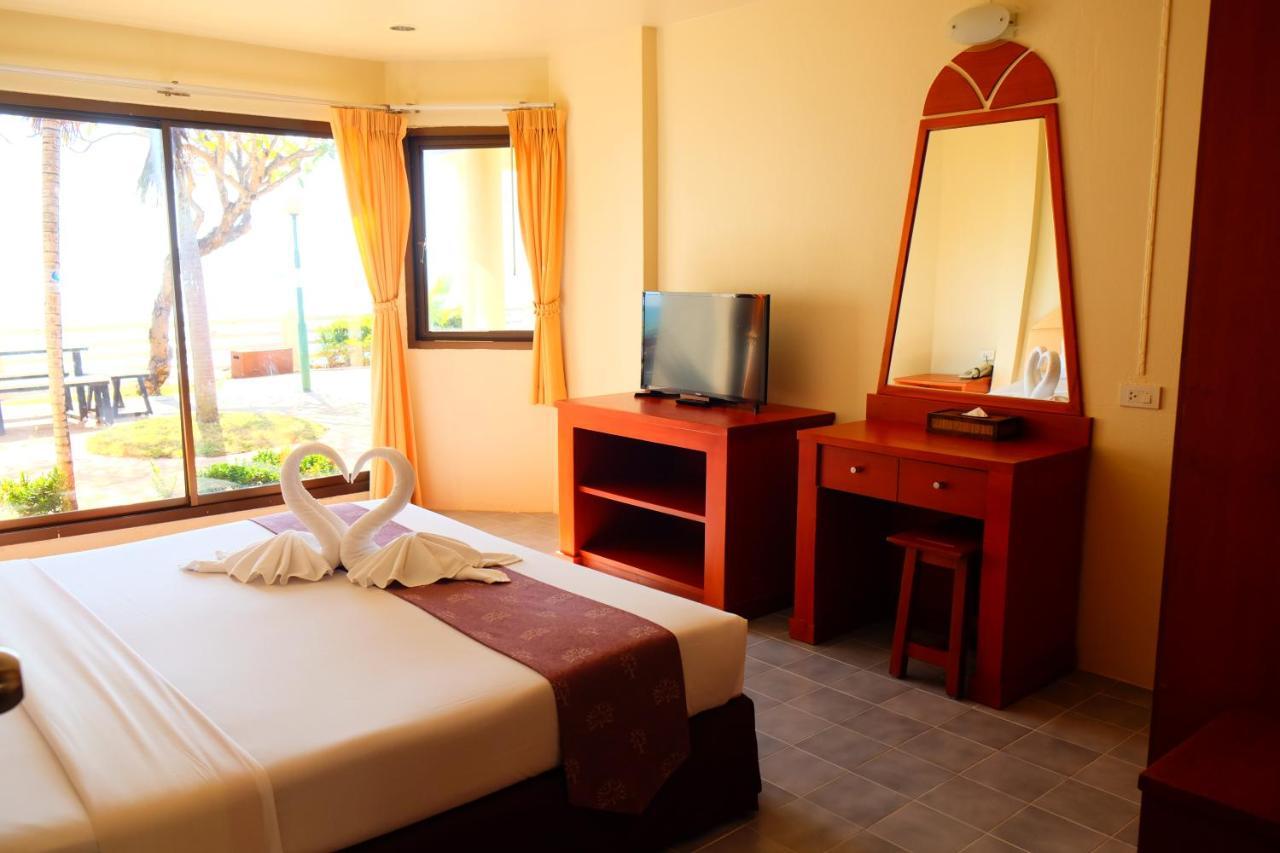 New Travel Beach Hotel & Resort Chao Lao Beach Buitenkant foto